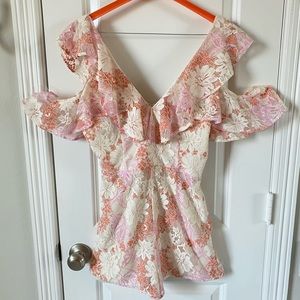 Lovers + Friends Size Small Lace Romper